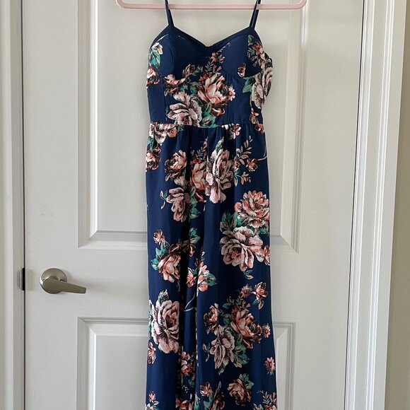 Jumpsuit - Picture 1 of 7